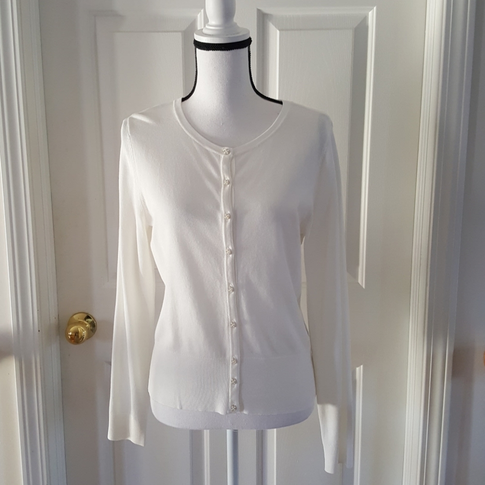 09:08  - White House Black Market Cardigan